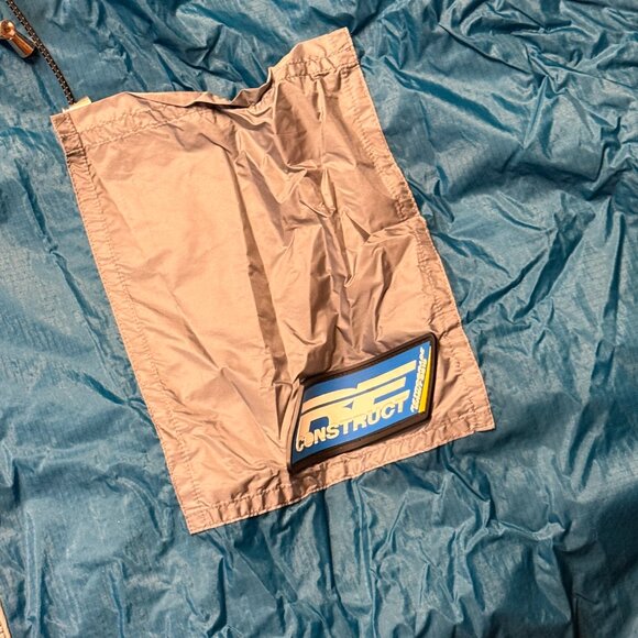 Reconstruct Poncho - Waterproof NYFW Brand 2019 - Picture 2 of 2